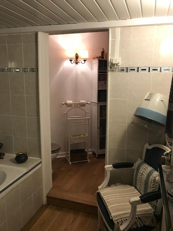 L'Atelier De Jocelyne Daire Beuzeville Dış mekan fotoğraf